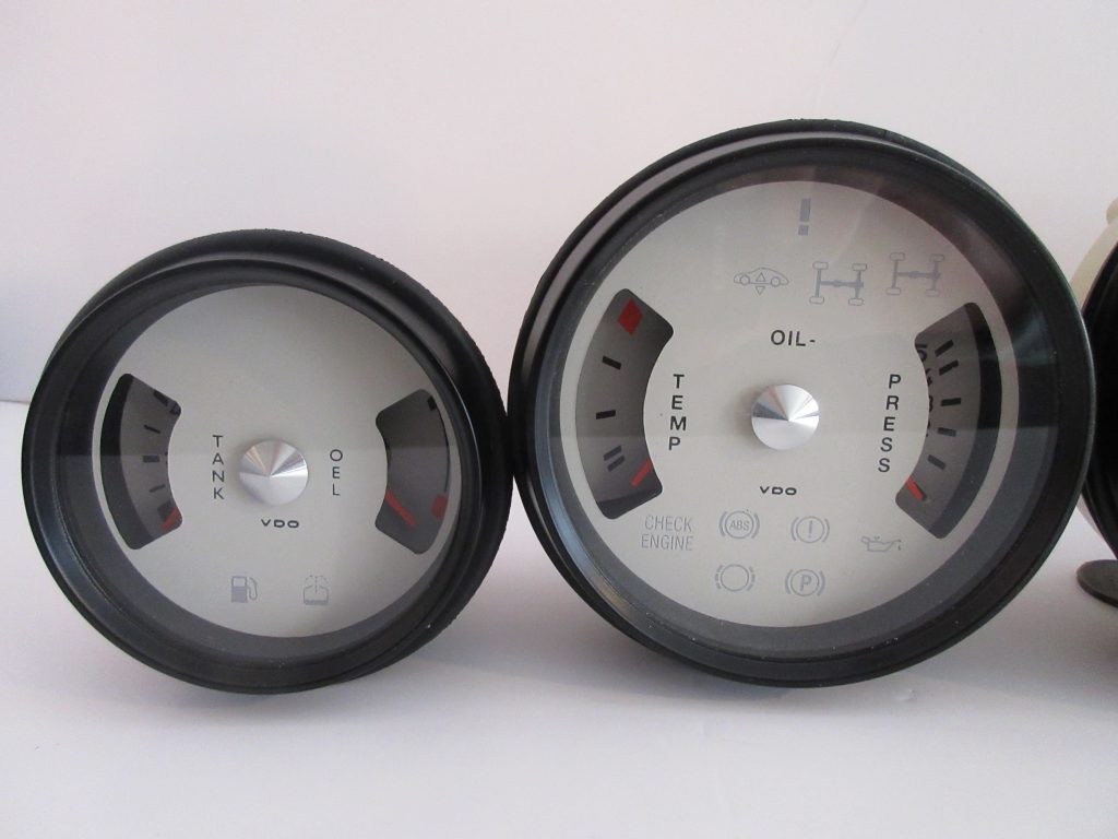 Porsche Ivory Retro Dials 2